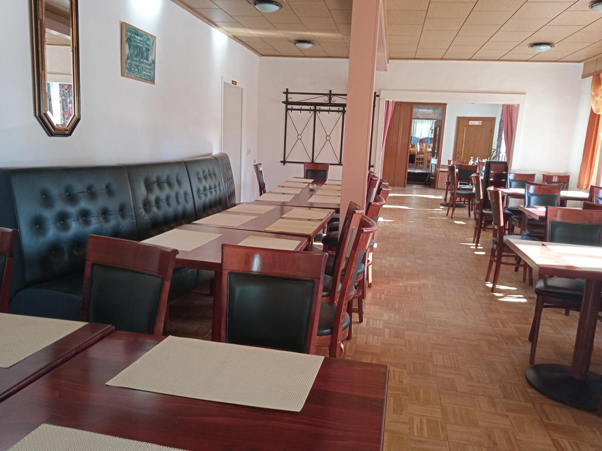 Hotel & Restaurant Zum Adlersberg Schleusingen Luaran gambar